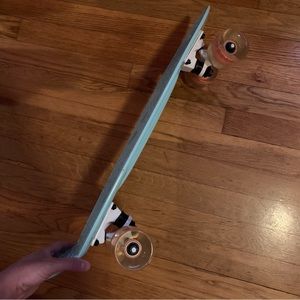 22.5" mint penny board